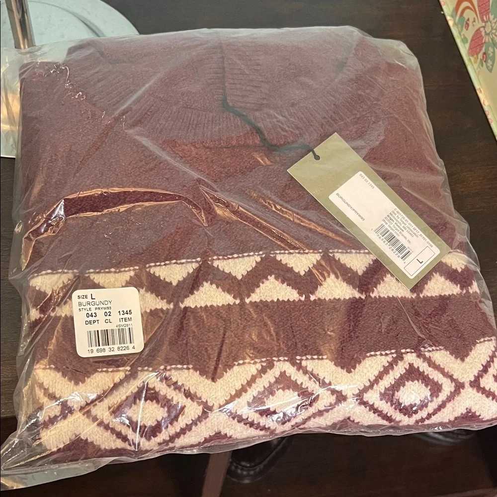 Goodfellow & Co Burgundy Crewneck Sweater